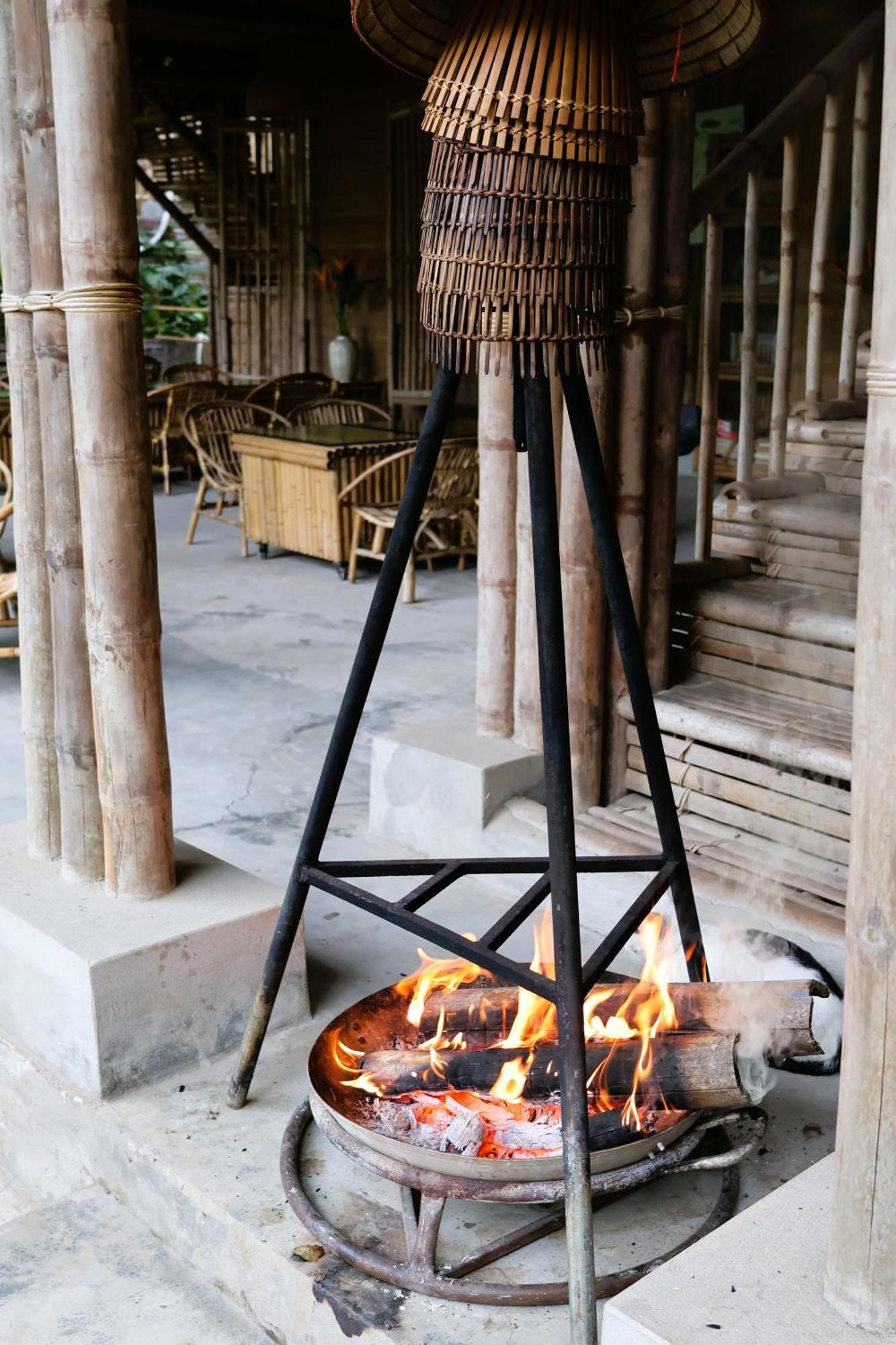 Dinh Gia Trang - Homestay & Coffee The Ruong Exterior photo